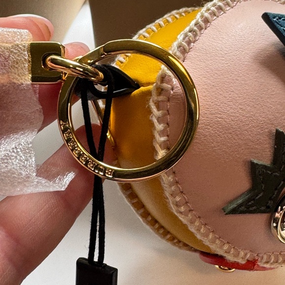 NWT Burberry Larch Yellow Derek The Bird Leather Charm - Picture 9 of 10